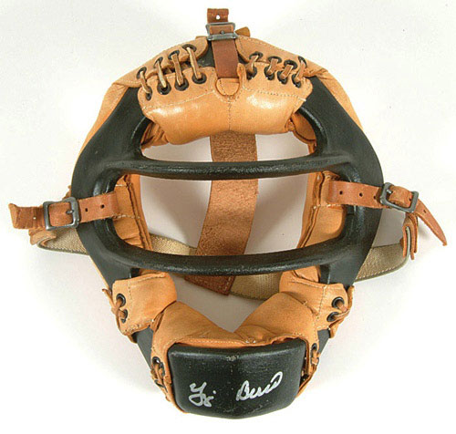 Rare Yogi Berra Game Used 1958-1960 Catchers Mask J.T. Sports COA Yankees