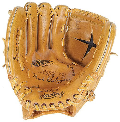 Hank Aaron MacGregor Baseball Glove Mitt Signature Model