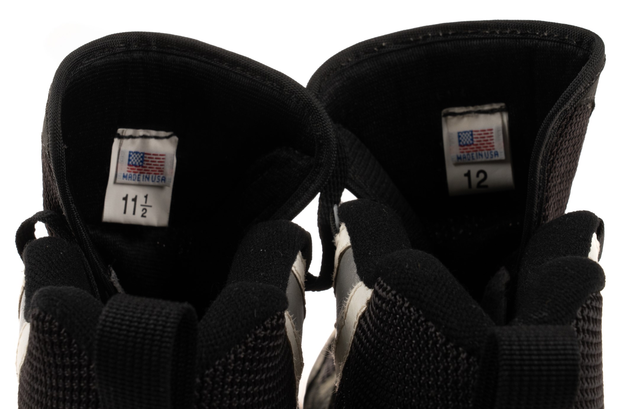 Lot Detail - Derek Jeter Game Used Black Air Jordan Cleats